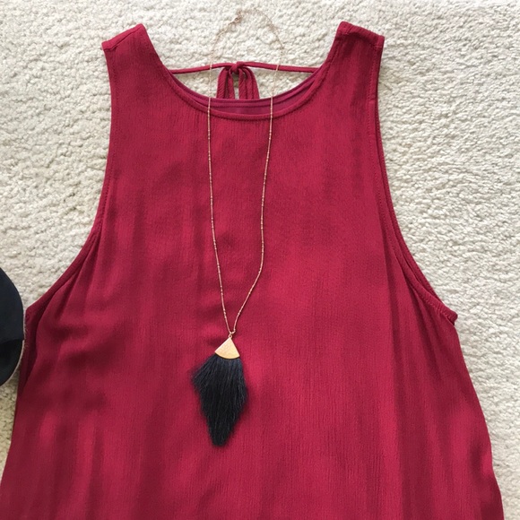 Wine Color, Scoopback Sleeveless Dress - Picture 2 of 8